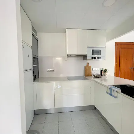 Acogedor Y Centrico Apartamento A 1' De La Playa Roses Exterior photo